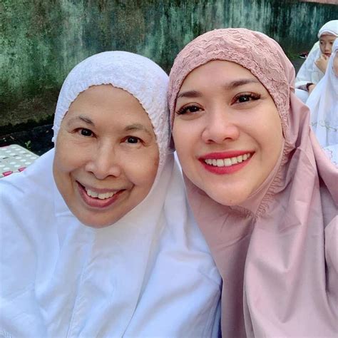 cerita dewasa ibu ibu|Menikmati mama teman ku